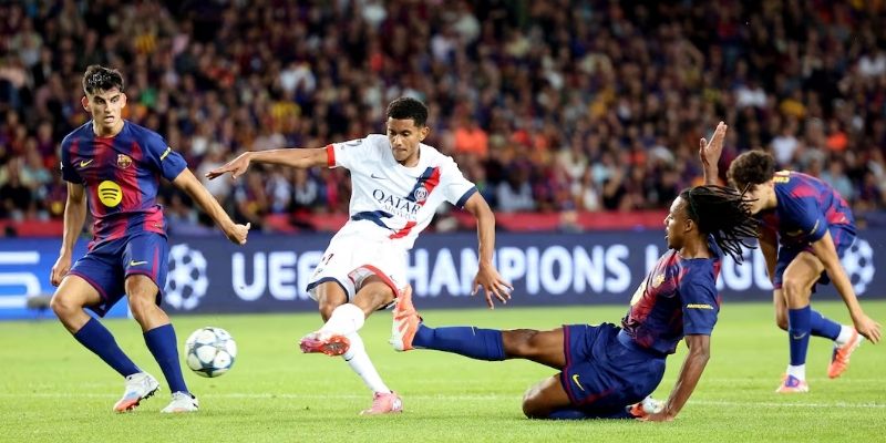 PSG vs Barcelona đều sở hữu hàng công bùng nổ